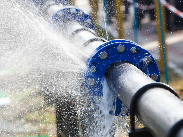 FLANGE LEAK FLANGE LEAK